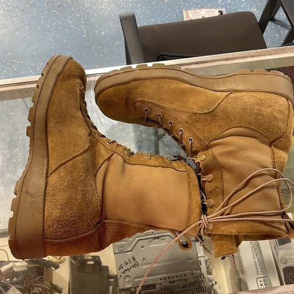 US ARMY COMBAT  Vibram  Lace Up Boots GORE-TEX Men’s Sz 10.5W BROWN/TAN SUEDE - Picture 13 of 16